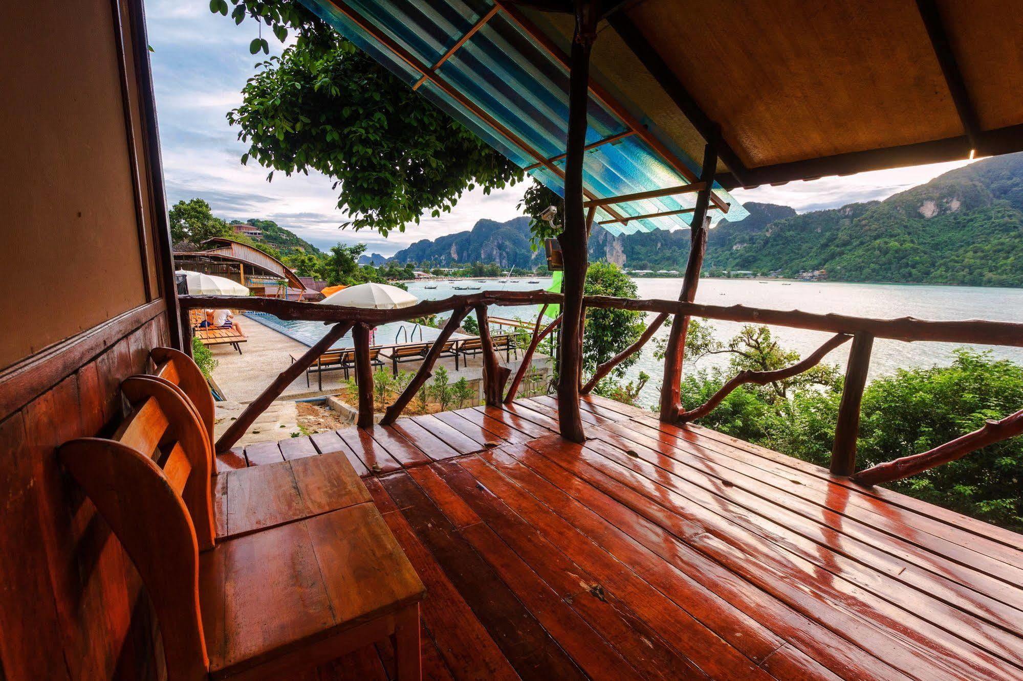 Phuphaya Seaview Resort - Adult Only Phi Phi Don Exterior photo
